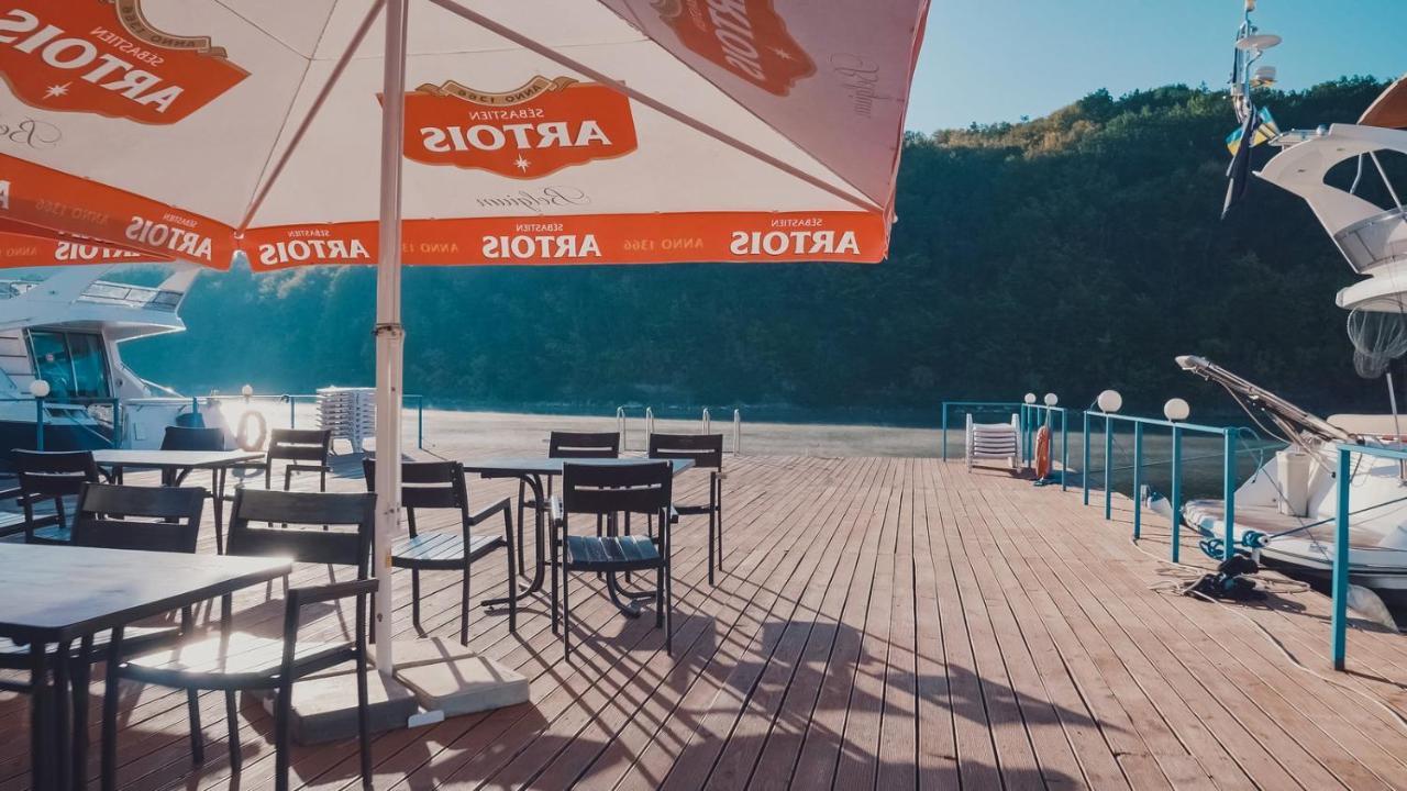 Hotel Yacht Club Mayak Dnistrivka Εξωτερικό φωτογραφία